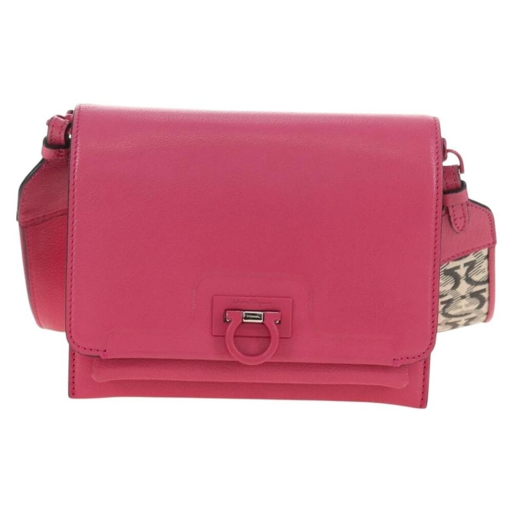 Salvatore Ferragamo Gancini Shoulder Bag Pink